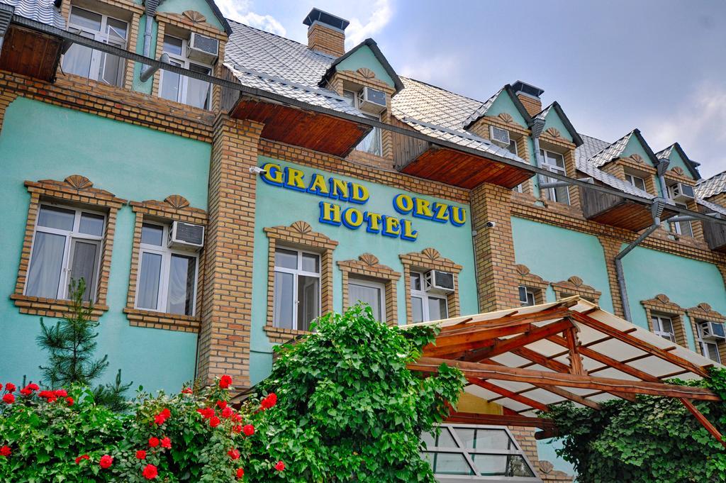 Grand Orzu Hotel Tashkent Exterior foto